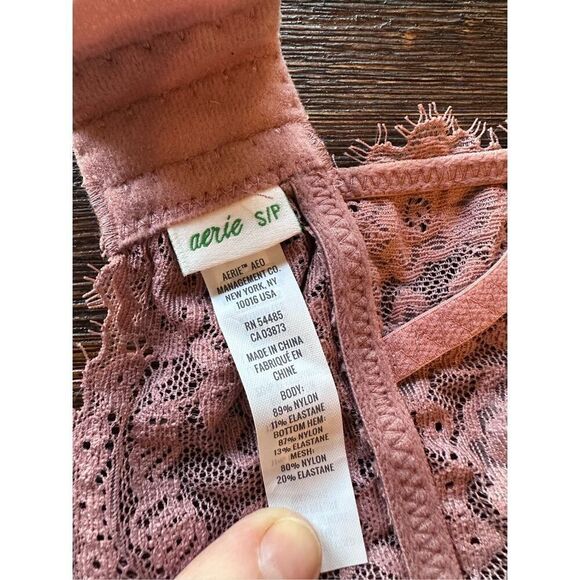 Set of 2 Aerie bralettes - Picture 4 of 9